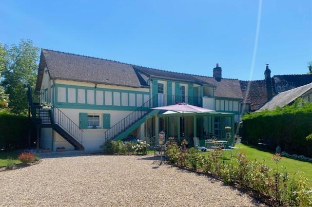 L'Echo Des Bois Bed & Breakfast Lyons-la-Foret Exterior photo
